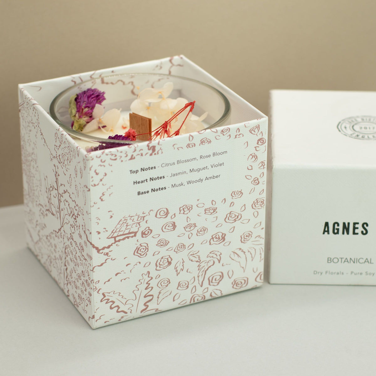 Agnes + Cat Botanische Sojakaars – Roses of Sawrey