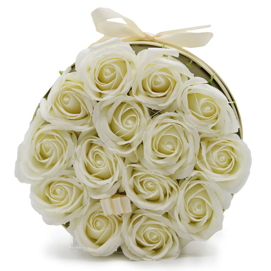 Zeepbloemen Geschenkboeket – 14 Crèmekleurige Rozen